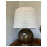 METAL ROUND CENTER LAMP W/ RIBBED SHADE 22" H X