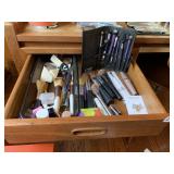 MAKE UP BRUSHES BARE MINERAL, ELF, ETC. SAM JAM