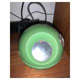 RADIO PANASONIC R-70 VINTAGE RADIO W/ LONG CHAIN