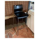 PLASTIC AND CHROME BAR HEIGHT CHAIR