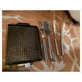 GRILLING TRAY, BBQ UTENSILS