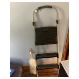 COSCO 3 STEP LADDER AND DUSTER