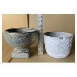 GOLD TONE 6" FOOTED PLANTER AND 5" TRIANGLE