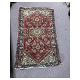 ANTIQUE RUG HAND KNOTTED 29 X 48