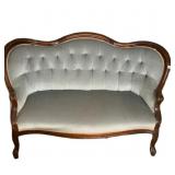 VICTORIAN SETTE WOOD CURVED BACK