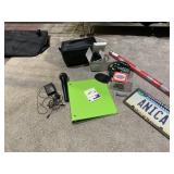 WIRELESS MICROPHONE WRAPPING PAPER, RIBBON,