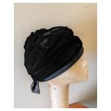 HAT BLACK VELVET RED SATIN LINING TUCK TOP UNION