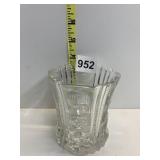 EARLY AMERICAN PATTERN GLASS VASE