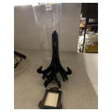 18" H VASE 3 EASELS, AND METAL ELEPHANT PICTURE