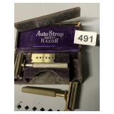 AUTO STROP SAFETY RAZOR IN ORIGINAL CASE