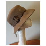 LADIES HAT BROWN WOOL FELT NINE WEST