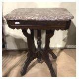 BROWN VICTORIAN MARBLE TOP TABLE BROWN