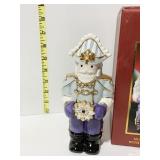 NUTCRACKER WITH SNOWFLAKE 7" NIB $43.00
