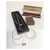 BOXED GOLD TONE NECKLACE FOUR GOLD TONE BANGLE