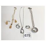 HELLO KITTY PENDANT NECKLACE EARRING SET WINDOW