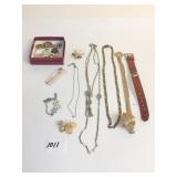 PENDANT NECKLACE GOLD TONE BALL SILVER TONE