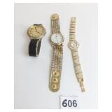 WRISTWATCHES KANADU GOLD TONE WITH RHINESTONES
