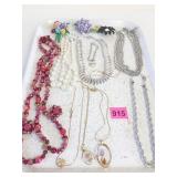 MARVELLA RED BEADED NECKLACE EARRING SET ENAMEL