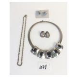 CHOKER SILVER TONE WITH BLACK INSETS MATCHING