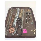 RHINESTONE STATEMENT NECKLACE NAPIER TIN