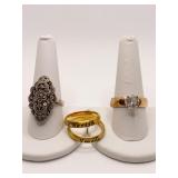 GOLD TONE SZ. 10- RHINESTONE CENTER, CHERISH,