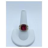 10K GOLD RING SZ. 9 W/ CENTER STONE 7.02 GRAMS