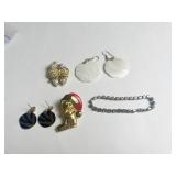 GOLD TONE CAT PIN EARRINGS RHINESTONE LOVEBIRD