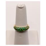14K GOLD RING W/ GREEN STONES 2.89 GRAMS