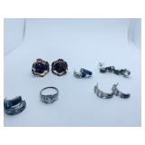 RHINESTONE AND GOLD TONE EARRINGS