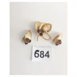 JUDY LEE GOLD TONE PIN EARRING SET AMBER AND GOLD