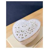LENOX HEART BOX NIB