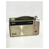 REAL TONE BATTERY/ELECTRIC AM/FM RADIO