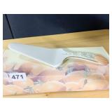 LENOX CAKE LIFTER- PUMPKIN DESIGN NIB