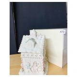 LENOX COOKIE JAR THE GINGERBREAD HOUSE 2005 NIB