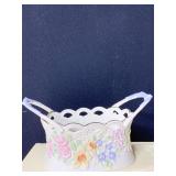 THE LENOX GOLD CLUB FLOWERS OF SPRING BASKET 9"W