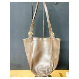 VINTAGE SO HO LEATHER - BROWN COACH JOH 4082