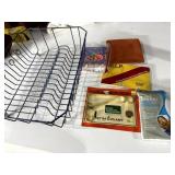 2 PACK PILLOW PROTECTOR, PLANT HOLDER, NAPKINS