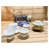 WEDGWOOD PLATE, CORNING PLATE, CUPS, VASE, TRAY