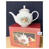 LENOX TEAPOT HOLIDAY TARTAN CARVED TEAPOT $86.00