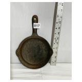 GOOD HEALTH CAST IRON SKILLET, 6.5" NUMBER 3 653