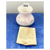 DLEE NAV. USA POTTERY VASE