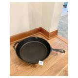 LODGE 10SK CAST IRON SKILLET