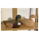 WOOD DUCKS 8" D