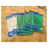 PLASTIC TABLE CLOTHES