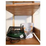 BLACK & DECKER SMALL WONDER STEAM TRAVEL IRON &