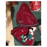 2 VELORE CHRISTMAS SKIRTS, STUFFED GOOSE