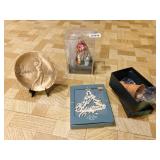 WENDEL AUGUST BRONZE PLATE GOLFER MOTIF