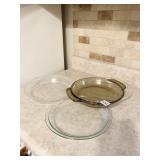 GLASS PIE PLATES SOME PYREX
