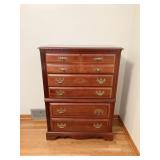 BROYHILL FIVE DRAWER WOOD DRESSER 34"W X 18"D X