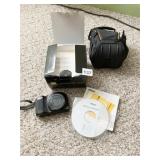 NIKON COOLPIX L620 WITH BOX & LOWER PRO CASE